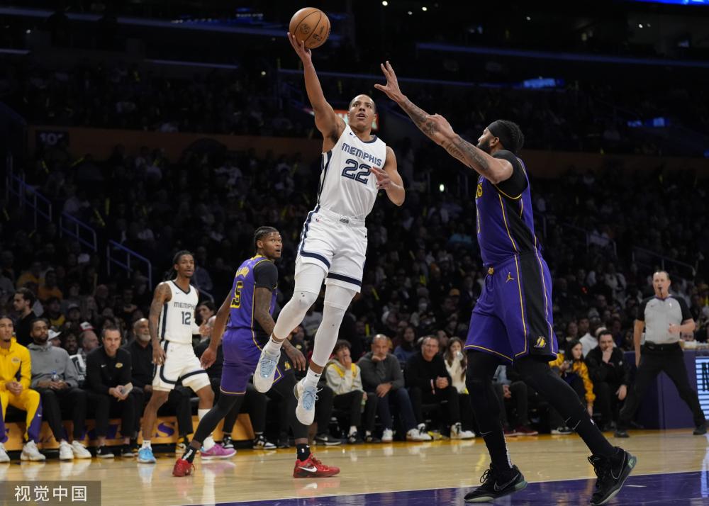 年轻球员需 年轻球员需