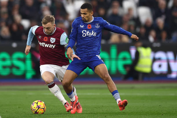 他在联赛中 他在联赛中